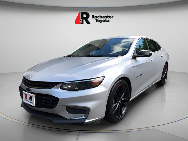 Used 2018 Chevrolet Malibu LT w/ Redline Edition FWD image 3