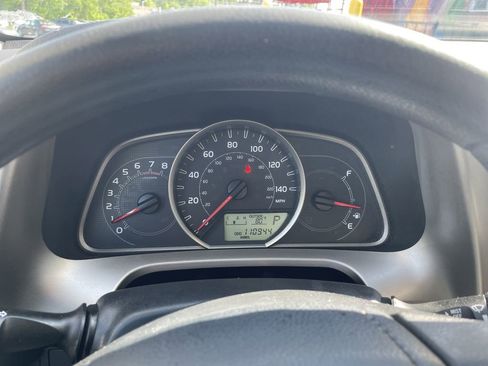 Used 2014 Toyota RAV4 XLE AWD/4WD image 17