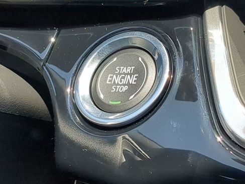 New 2025 Chevrolet Trax RS w/ Driver Confidence Package image 27