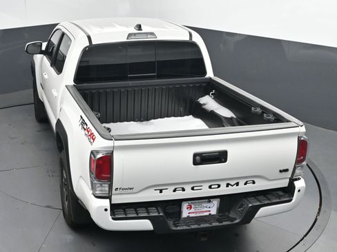Certified 2021 Toyota Tacoma TRD Off-Road w/ Technology Package image 36