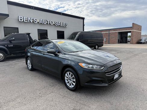 Used 2015 Ford Fusion S FWD image 4