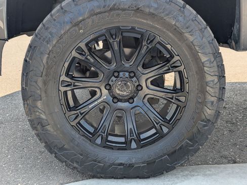 Used 2017 GMC Sierra 1500 Denali AWD/4WD image 49