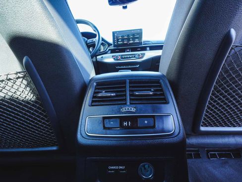 Used 2025 Audi A5 2.0T Premium Plus image 39