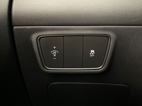 Certified 2023 Hyundai Tucson SE AWD/4WD image 30