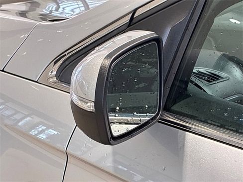 Used 2019 Ford Edge Titanium w/ Equipment Group 301A image 9