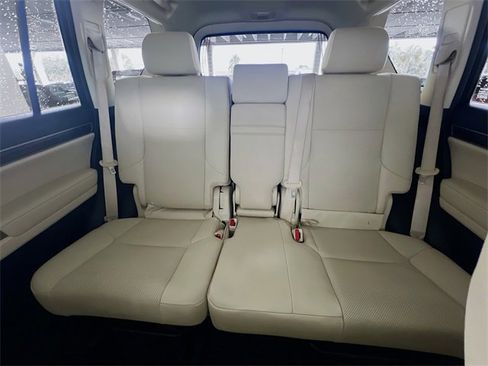 Used 2020 Lexus GX 460 Premium image 25