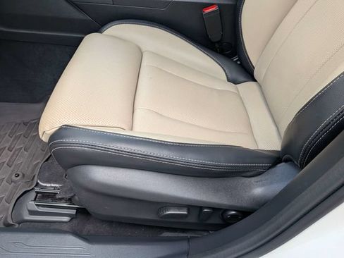 Used 2022 Subaru Outback Limited AWD/4WD image 23