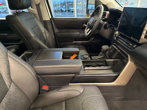 Certified 2023 Toyota Sequoia SR5 image 23