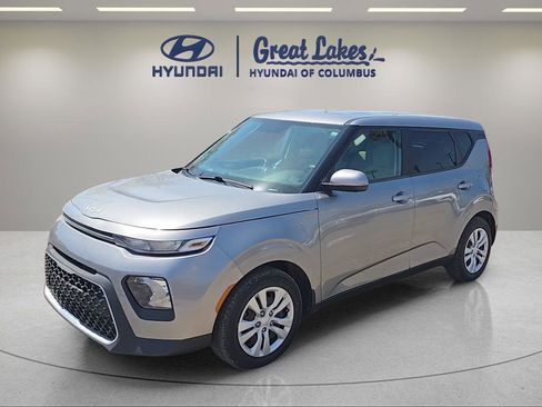 Used 2022 Kia Soul LX FWD image 1