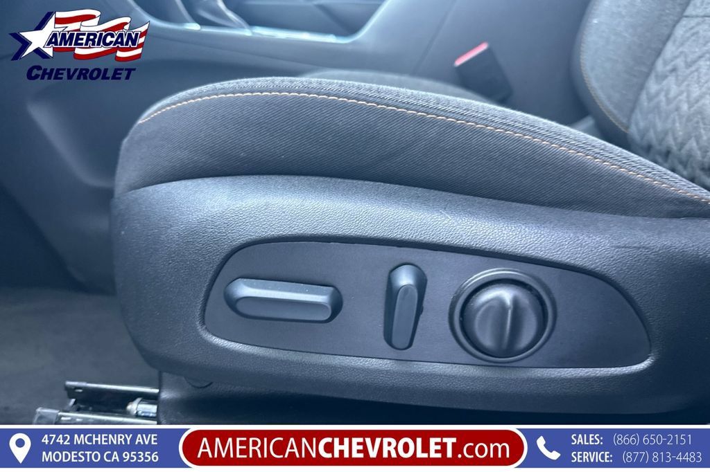 Used 2024 Chevrolet Equinox LT FWD image 14