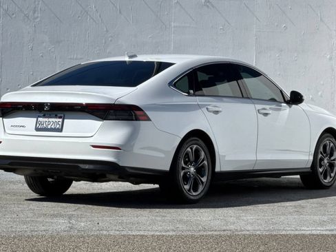 Used 2023 Honda Accord EX image 3
