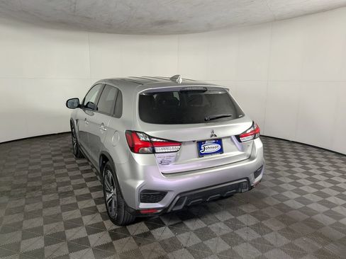 Used 2022 Mitsubishi Outlander Sport SE AWD/4WD image 4