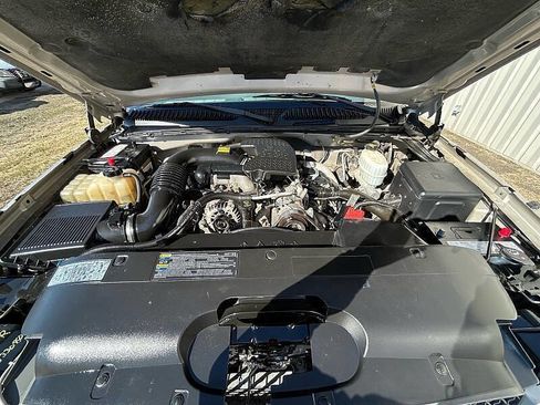 Used 2004 Chevrolet Silverado 3500 4x4 Extended Cab w/ Heavy-Duty Power Package image 47