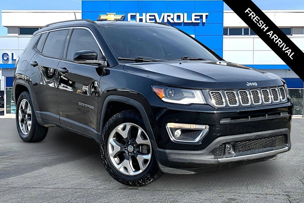Used 2018 Jeep Compass Limited AWD/4WD image 1