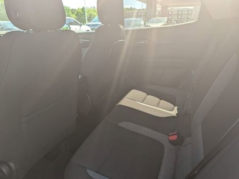 Used 2025 Chevrolet TrailBlazer LT AWD/4WD image 37