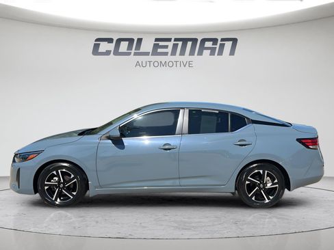 Used 2024 Nissan Sentra SV FWD image 5