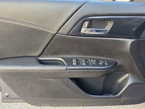 Used 2013 Honda Accord Sport image 20