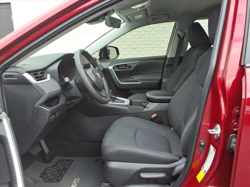 Used 2024 Toyota RAV4 LE image 12