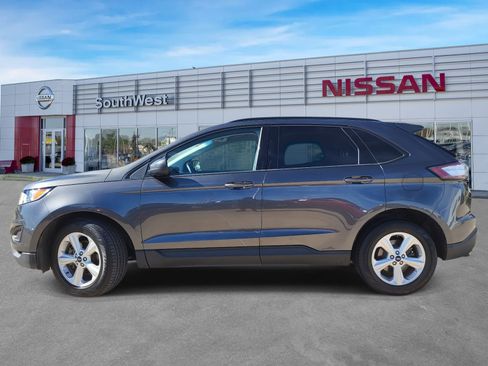 Used 2018 Ford Edge SE image 10