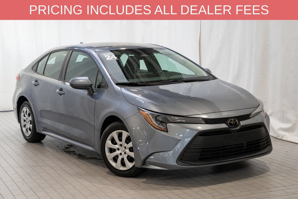 Used 2024 Toyota Corolla LE FWD image 1