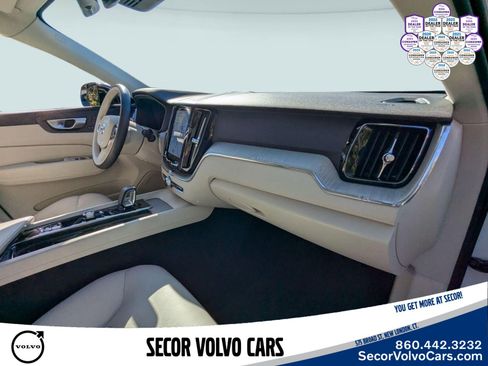 Certified 2024 Volvo XC60 T8 Plus w/ Protection Package Premier AWD/4WD image 22