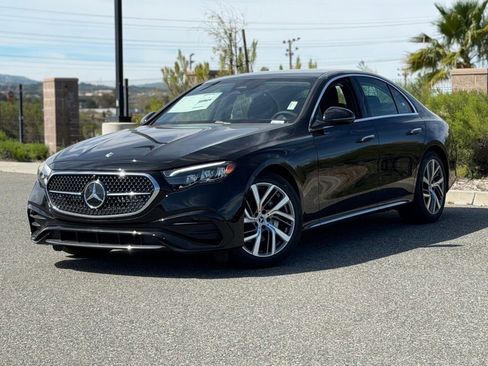 New 2026 Mercedes-Benz E 350 4MATIC Sedan image 2