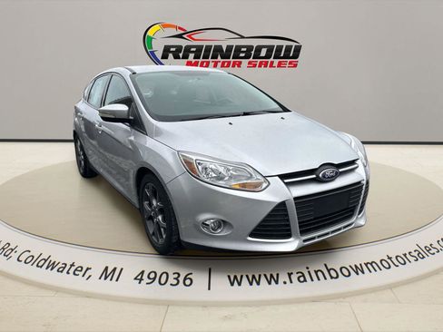 Used 2014 Ford Focus SE w/ Equipment Group 201A image 4