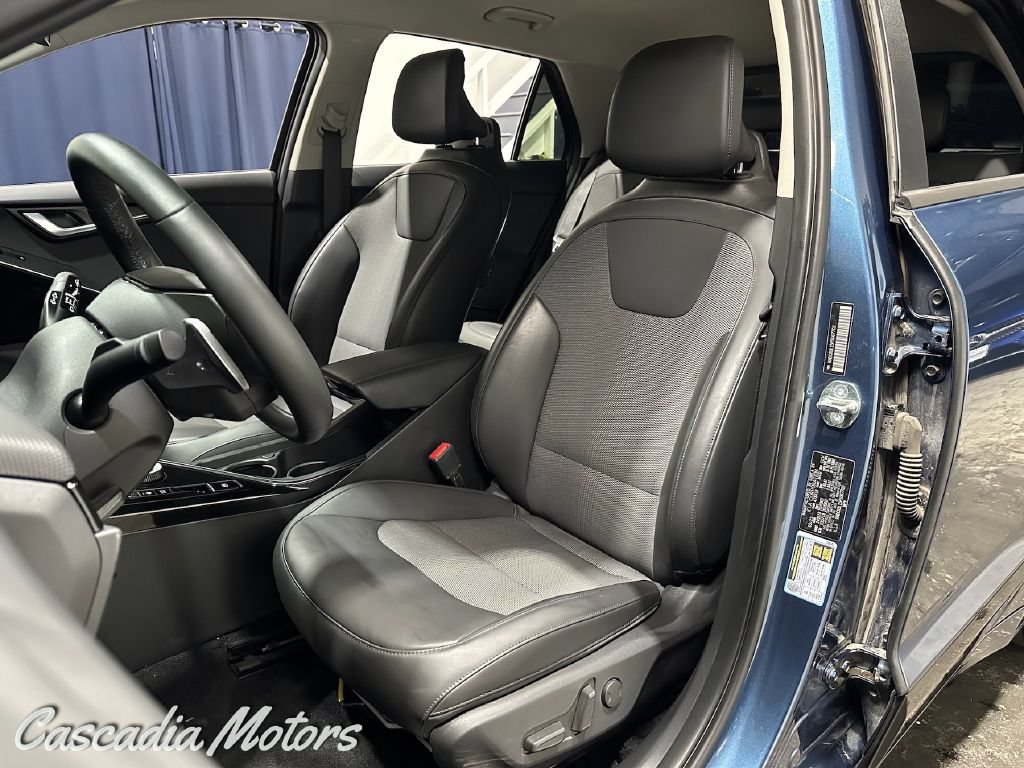 Used 2023 Kia Niro Wind w/ Wind Preserve Package FWD image 9