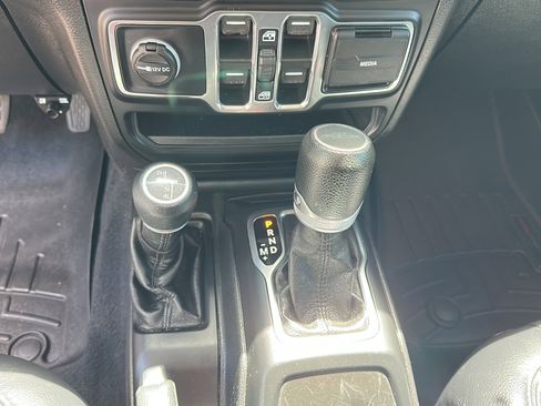 Used 2020 Jeep Gladiator Sport w/ Quick Order Package 24S image 34