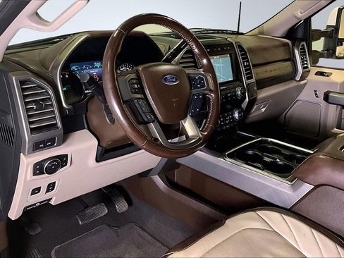 Used 2019 Ford F350 Limited image 18