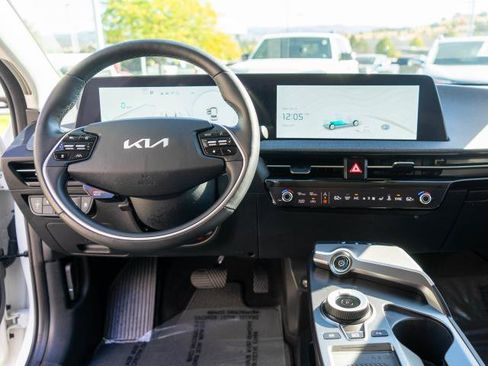 Certified 2024 Kia EV6 Light image 13
