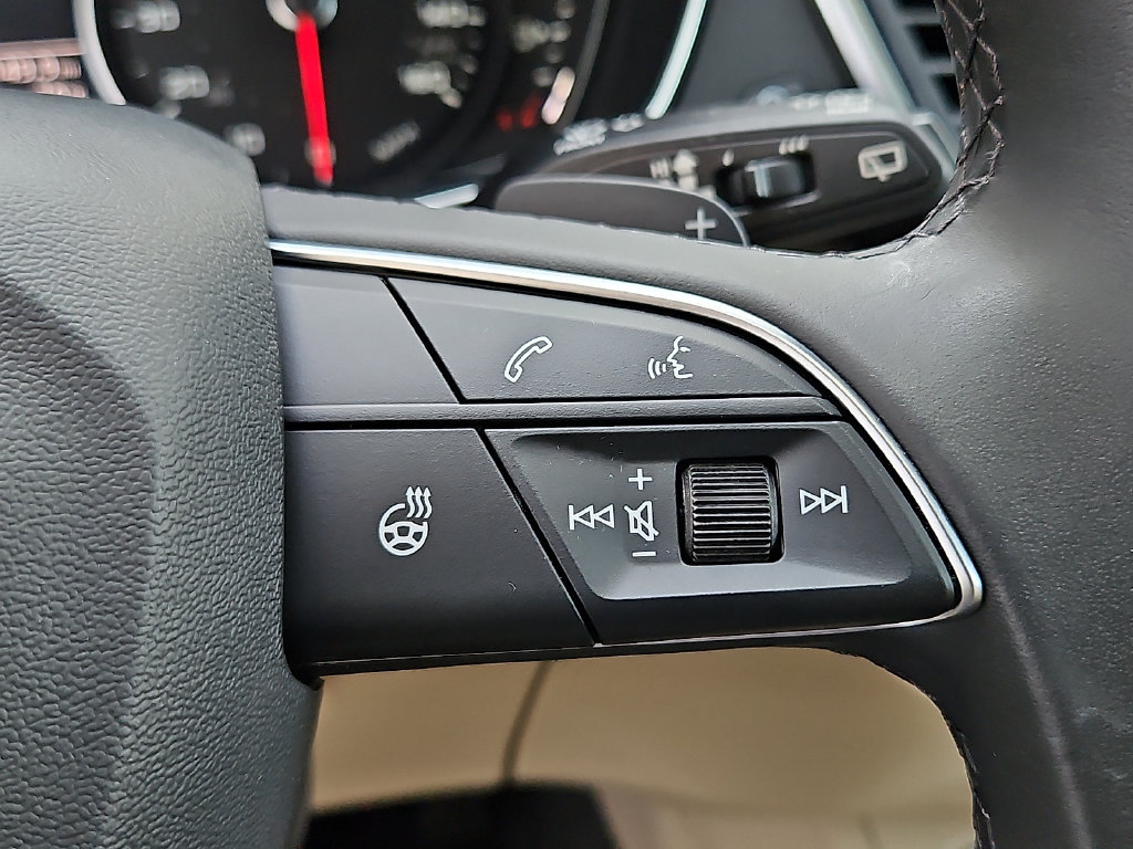 Used 2023 Audi Q5 2.0T Premium AWD/4WD image 24