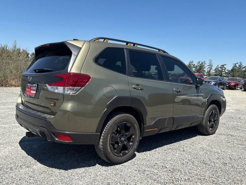 Used 2025 Subaru Forester Wilderness w/ Wilderness Package AWD/4WD image 5
