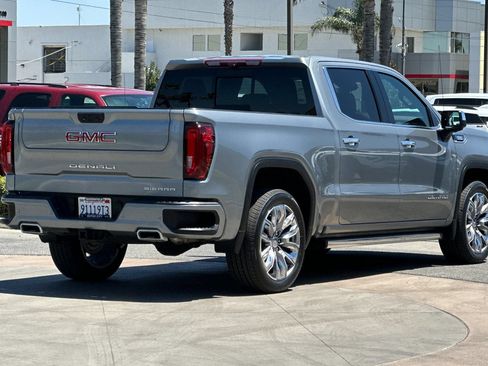 Certified 2023 GMC Sierra 1500 Denali w/ Denali Reserve Package AWD/4WD image 4