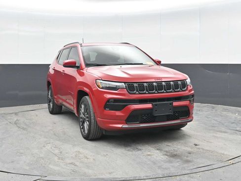 Used 2023 Jeep Compass Limited w/ Elite Group for (Red) Edition AWD/4WD image 5