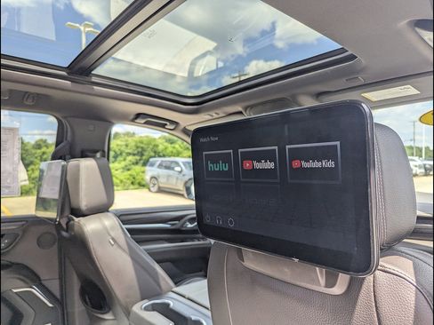 Used 2023 GMC Yukon XL Denali w/ LPO, Floor Liner Package AWD/4WD image 25