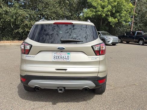 Used 2018 Ford Escape Titanium w/ Ford Safe & Smart Package AWD/4WD image 6