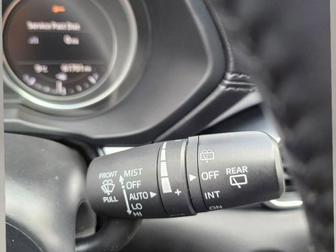 Used 2020 MAZDA CX-5 Touring image 17