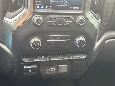 Used 2021 Chevrolet Silverado 2500 LT w/ Z71 Off-Road Package image 30