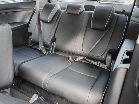 New 2026 Honda Odyssey Touring image 8