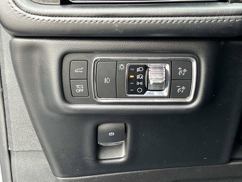 Used 2021 Lincoln Nautilus Reserve w/ Equipment Group 202A image 29