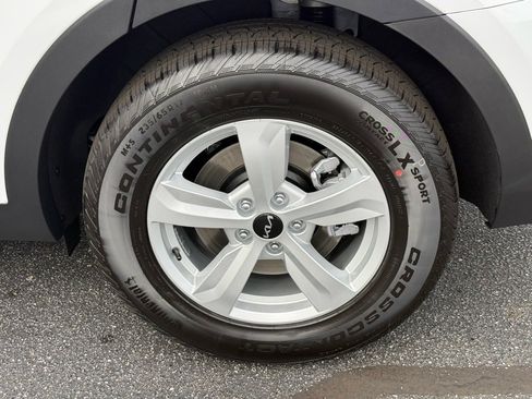 New 2026 Kia Sorento LX image 13