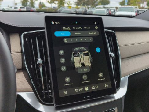 New 2026 Volvo XC90 B6 Ultra image 21