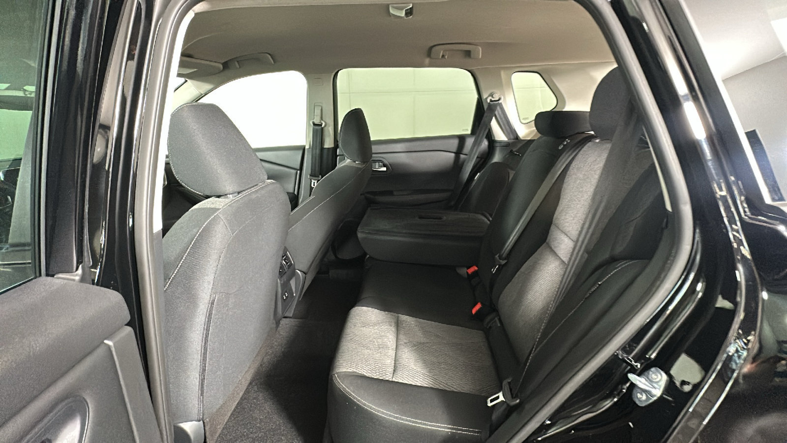 Certified 2026 Nissan Rogue SV w/ Cold Weather Package AWD/4WD image 35