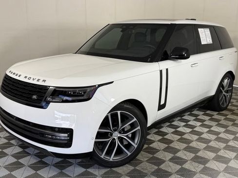 Used 2025 Land Rover Range Rover SE AWD/4WD image 1