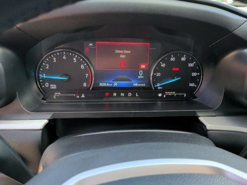 Certified 2024 Ford Explorer XLT w/ Equipment Group 202A RWD image 28