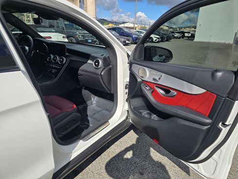 Used 2023 Mercedes-Benz GLC 300 4MATIC Coupe image 12
