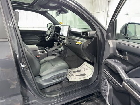 New 2026 Toyota Tacoma Limited AWD/4WD image 10