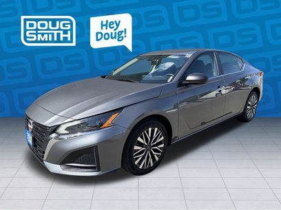 Used 2025 Nissan Altima 2.5 SV
