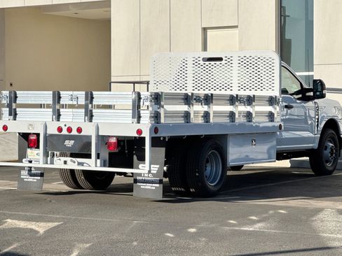 New 2024 Ford F350 XL w/ XL Chrome Package image 3